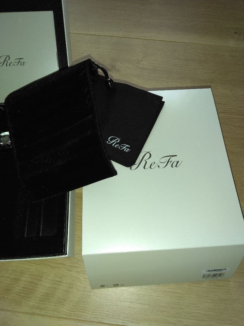ReFa カラットレイ美顔ローラー 専用ポーチ付き