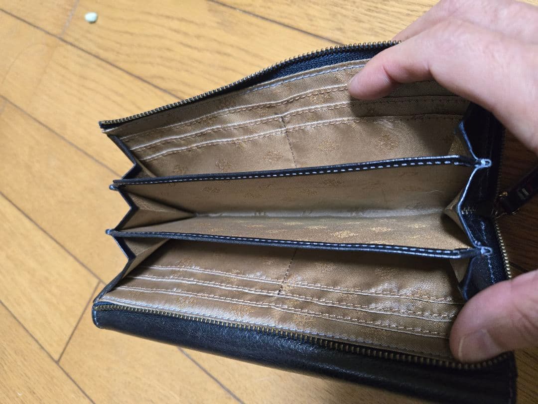 「クーピーさま専用」お値下げ　Dakotaレザー長財布 紺 ラウンドファスナー