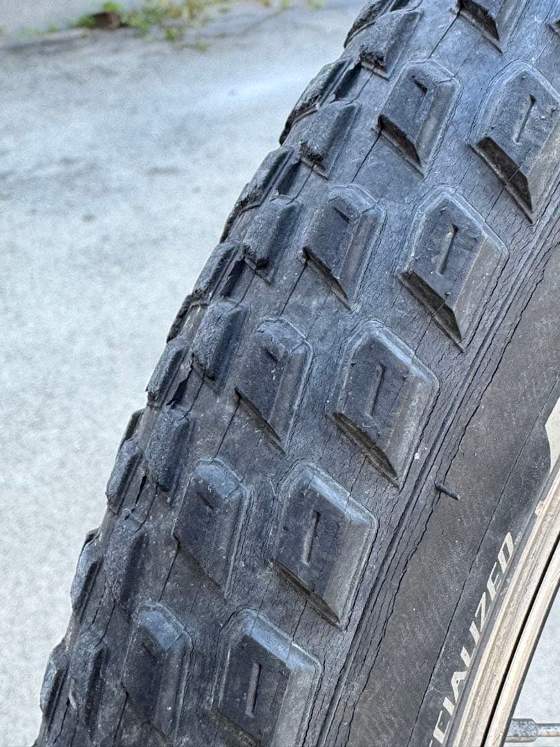 自転車本体 specialized hotrock20