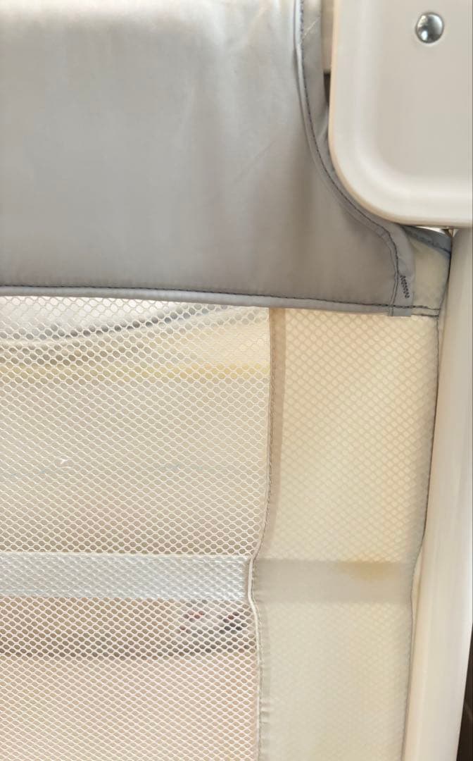 人気　アップリカ COCONEL AIR ココネルエアー　ベビーベット