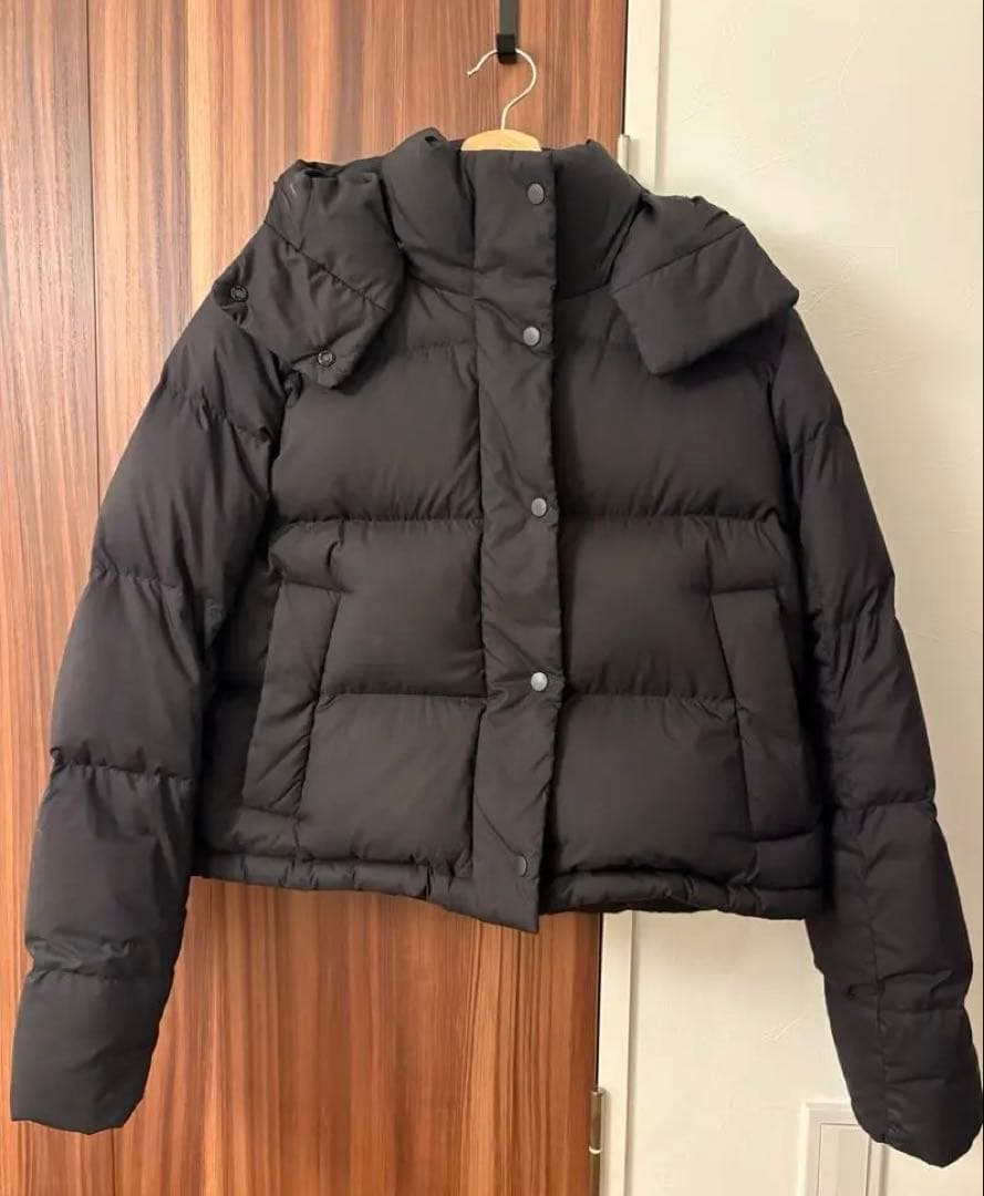 大幅値下！ルルレモン Wunder Puff ダウンフィル クロップジャケット