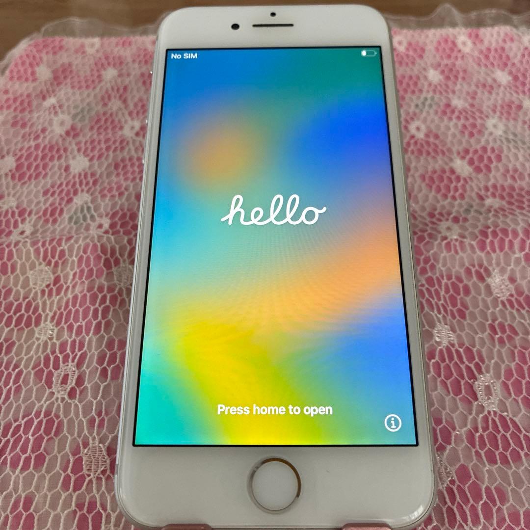 iPhone8 64GBドコモSIMロック解除済み