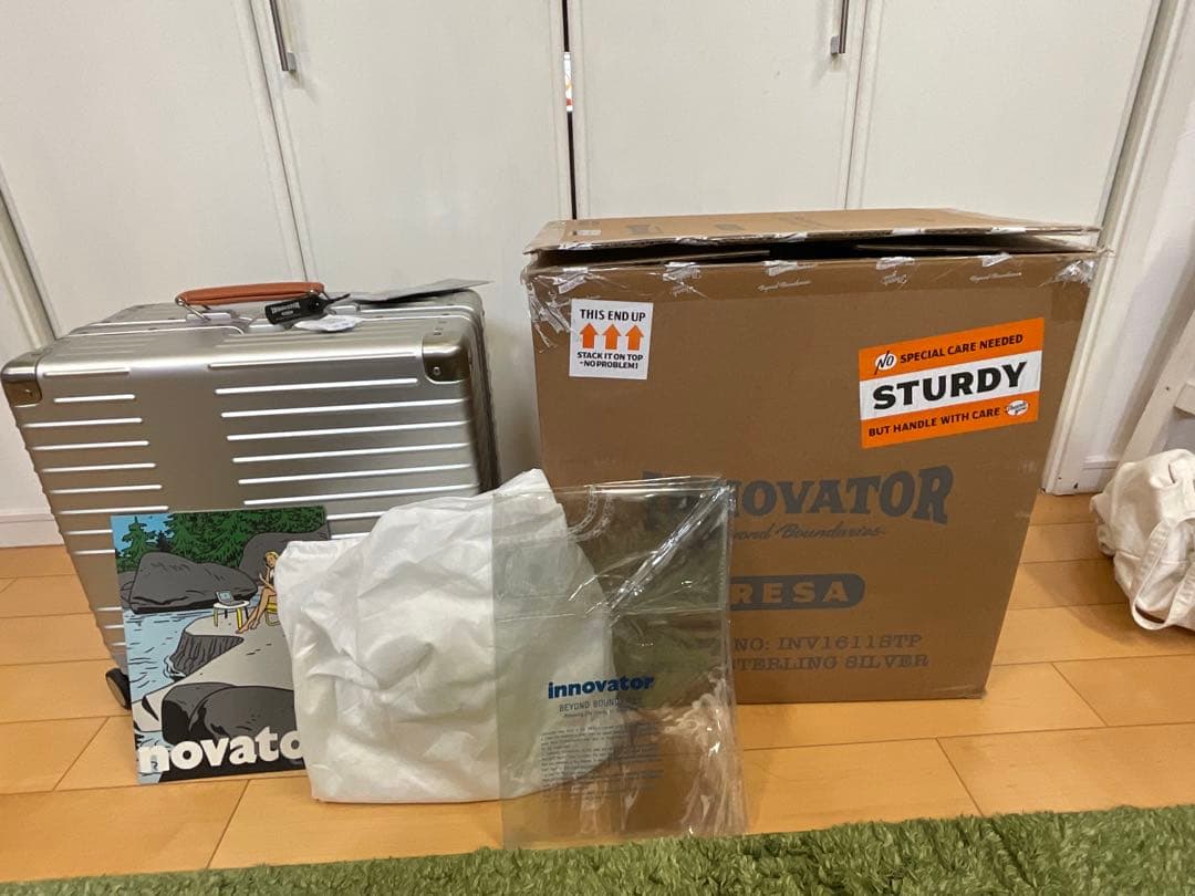 新品未使用 INNOVATOR アルミニウムキャリー 42L アルミスーツケース