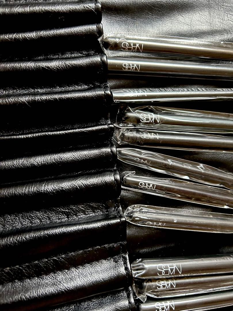 NARSメイクブラシセット ブラックポーチ付き