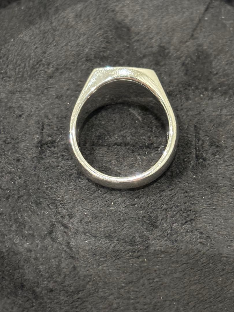 アクセサリー TOM WOOD Cushion Black Molecule Ear Cuff