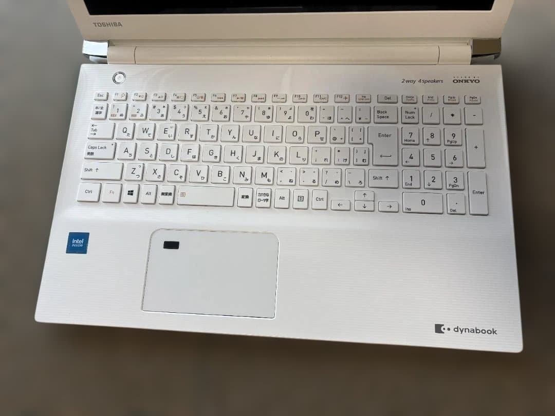 動作確認済み 東芝 dynabook P1-E4JN-EW