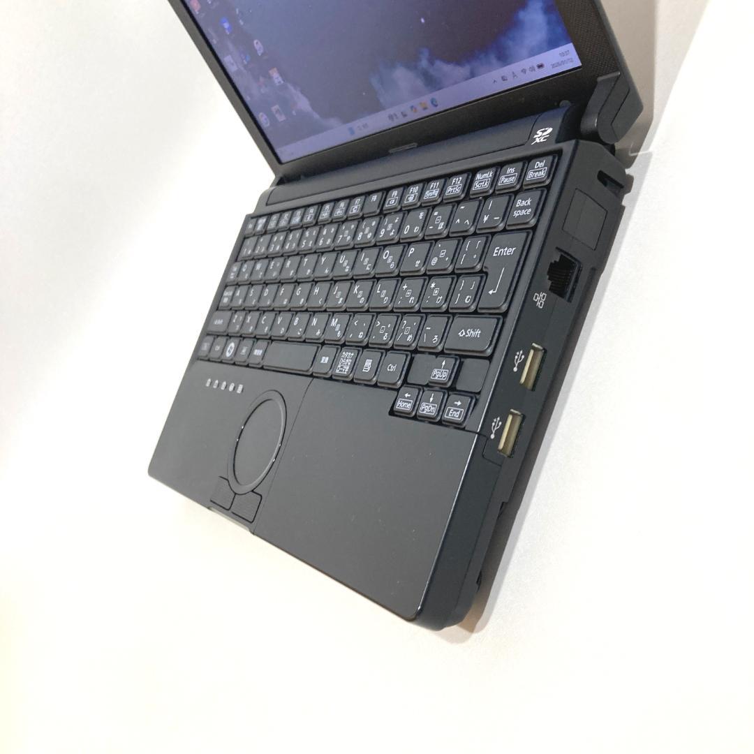 初心者✨SSD・コンパクト・オフィス✨黒✨すぐ使えるノートパソコン◇D457-3