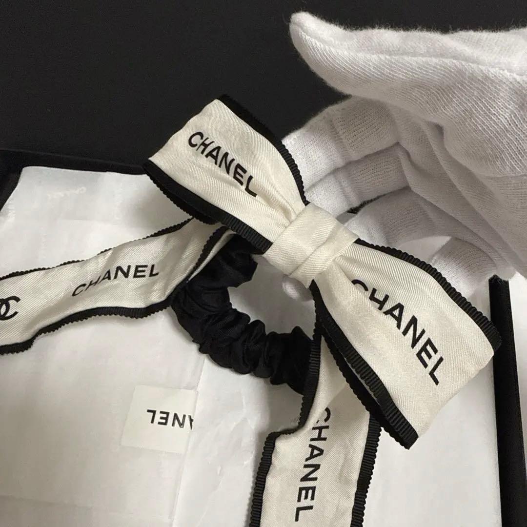 BLACKPINK ジェニー着用 CHANEL シャネル　シュシュ リボン