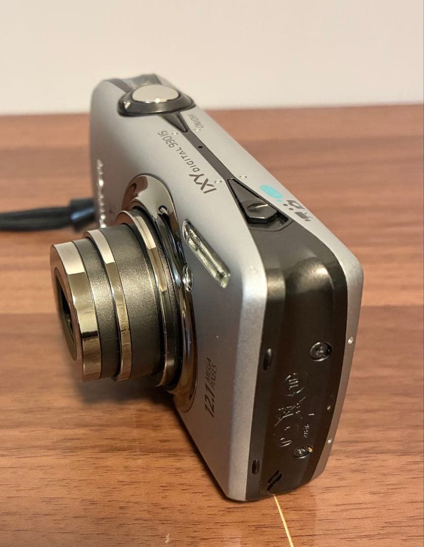 ★Canon IXY Digital 12.1メガピクセル PC1437