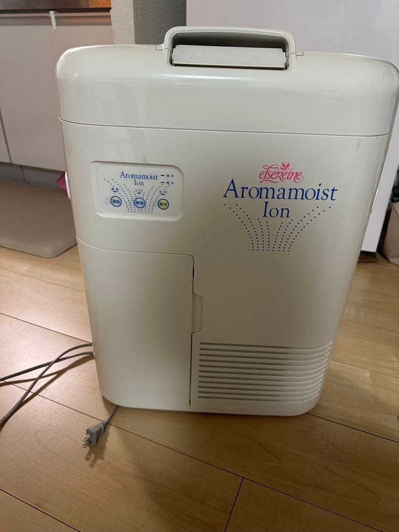 【最終値下げ】【保証書付き】エルセラーン アロマモイストイオン 空気清浄機