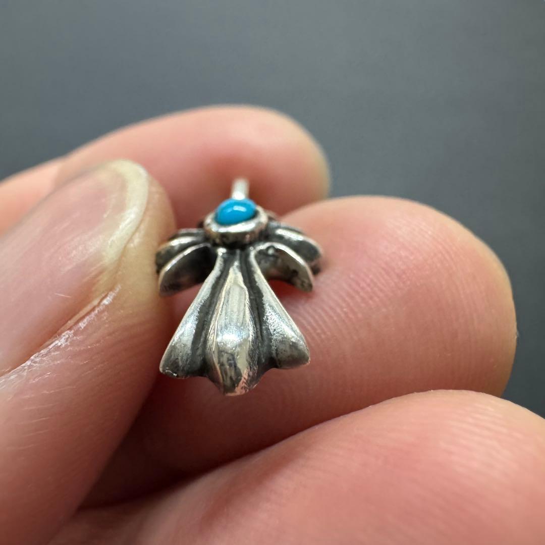 【silver925 ターコイズ】タイニークロスペンダントトップ
