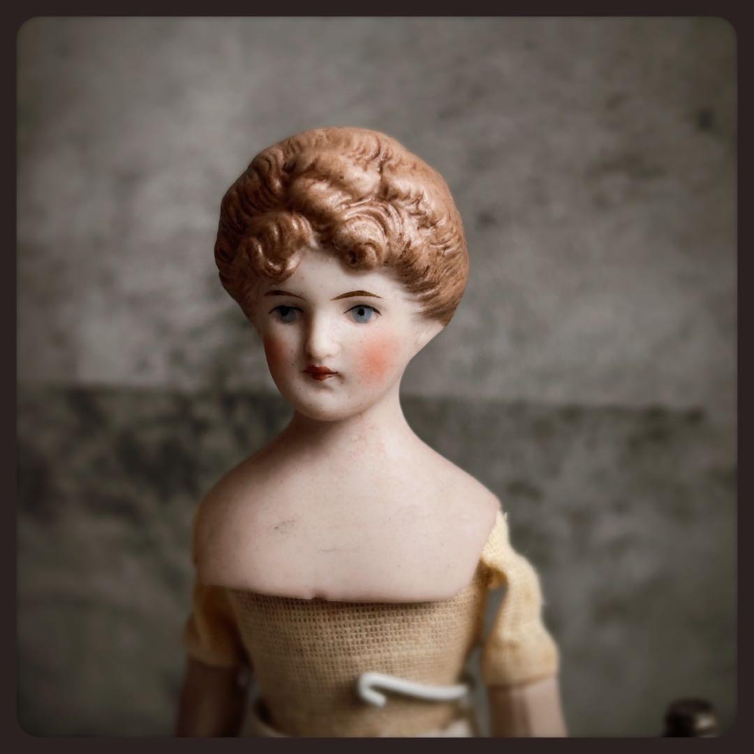 アンティーク 淑女のビスクドール　パリアンドール ドールハウス