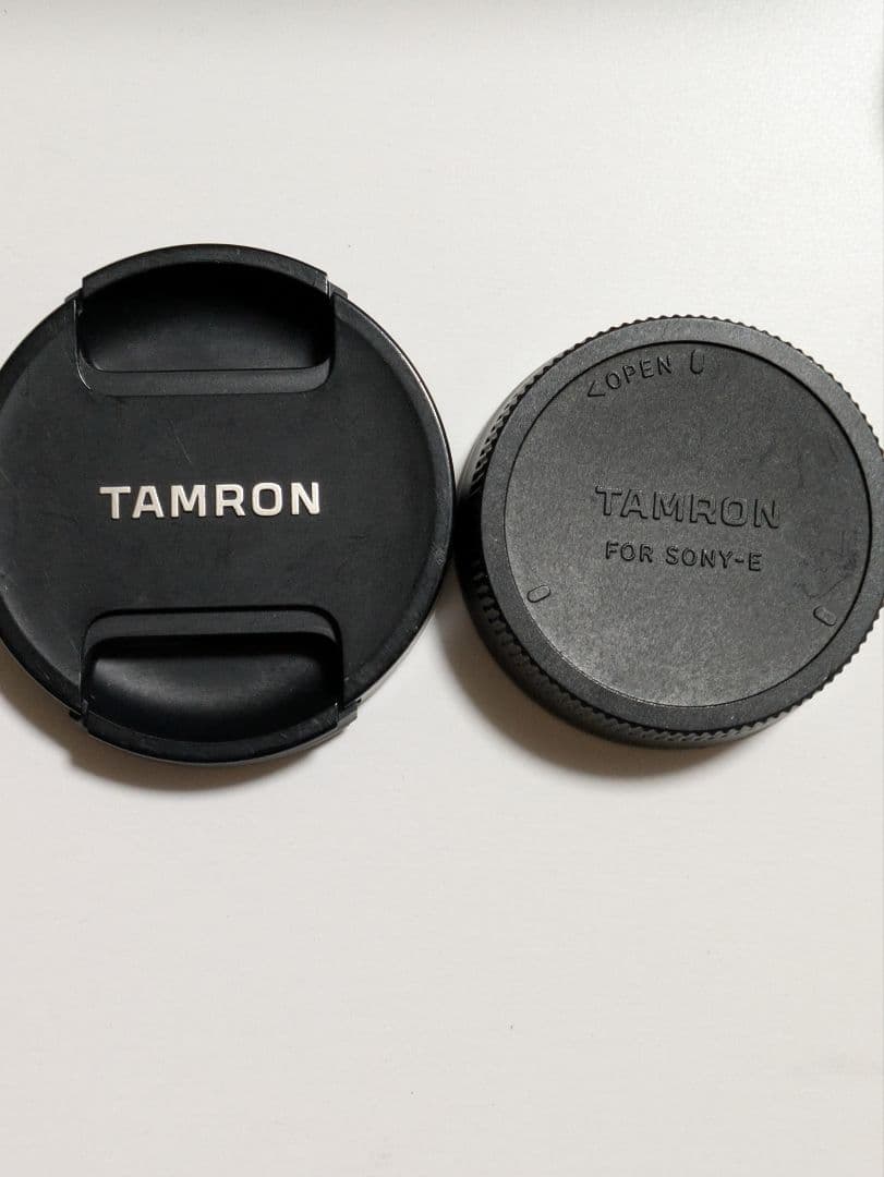 TAMRON 70-180mm F2.8　SONYマウント フルサイズ　フード