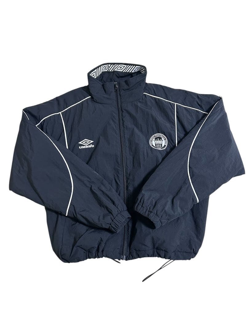 UMBRO ナイロンジャケット ブラック 短丈 値下げしました！