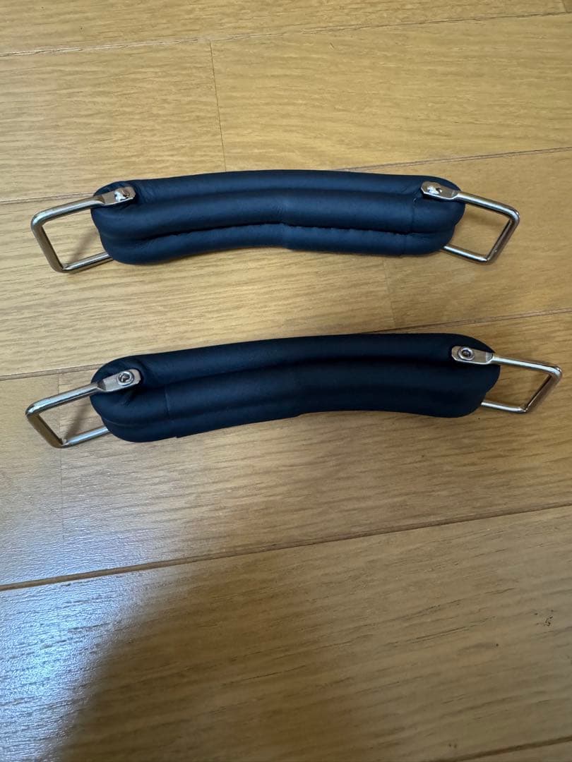 新品未使用品　クラシックキャビン用ホイール、ハンドル、タグ