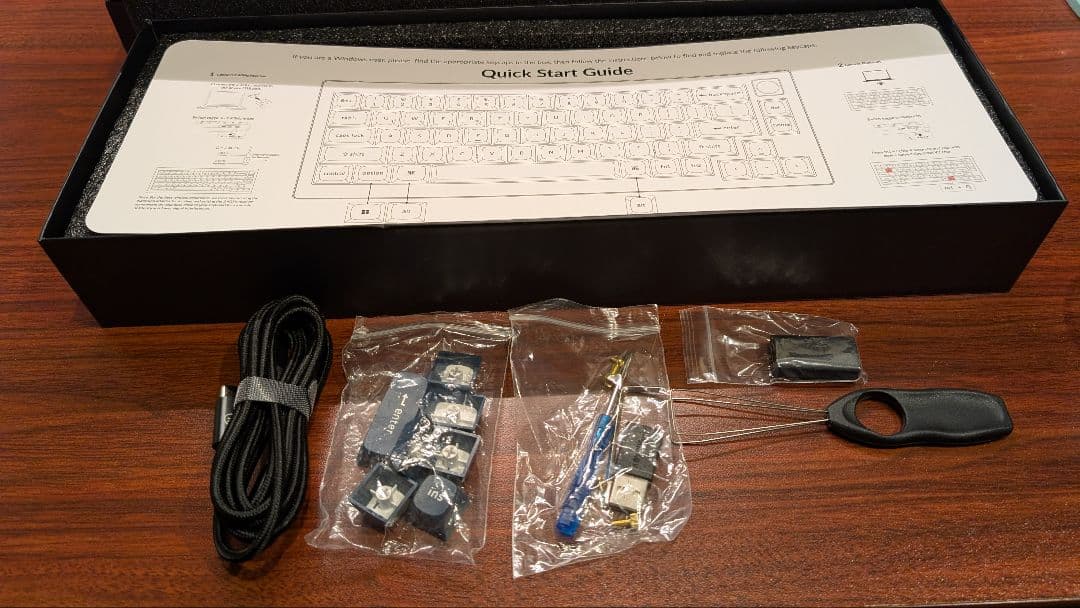 Keychron V2 Max 英字 赤軸 65%キーボード