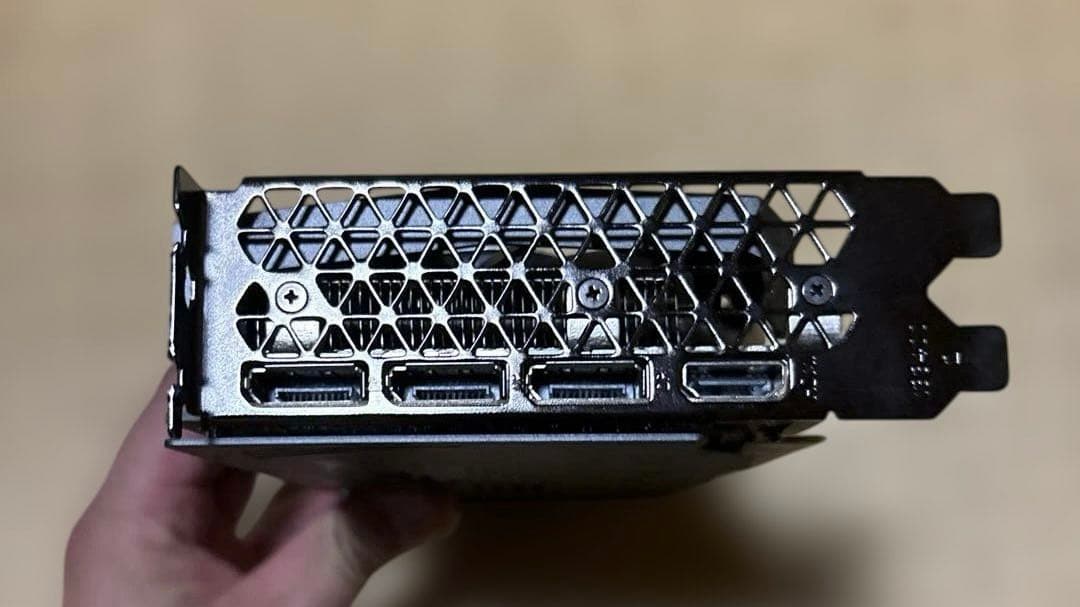 グラフィックボード　ZOTAC RTX3050 8GB