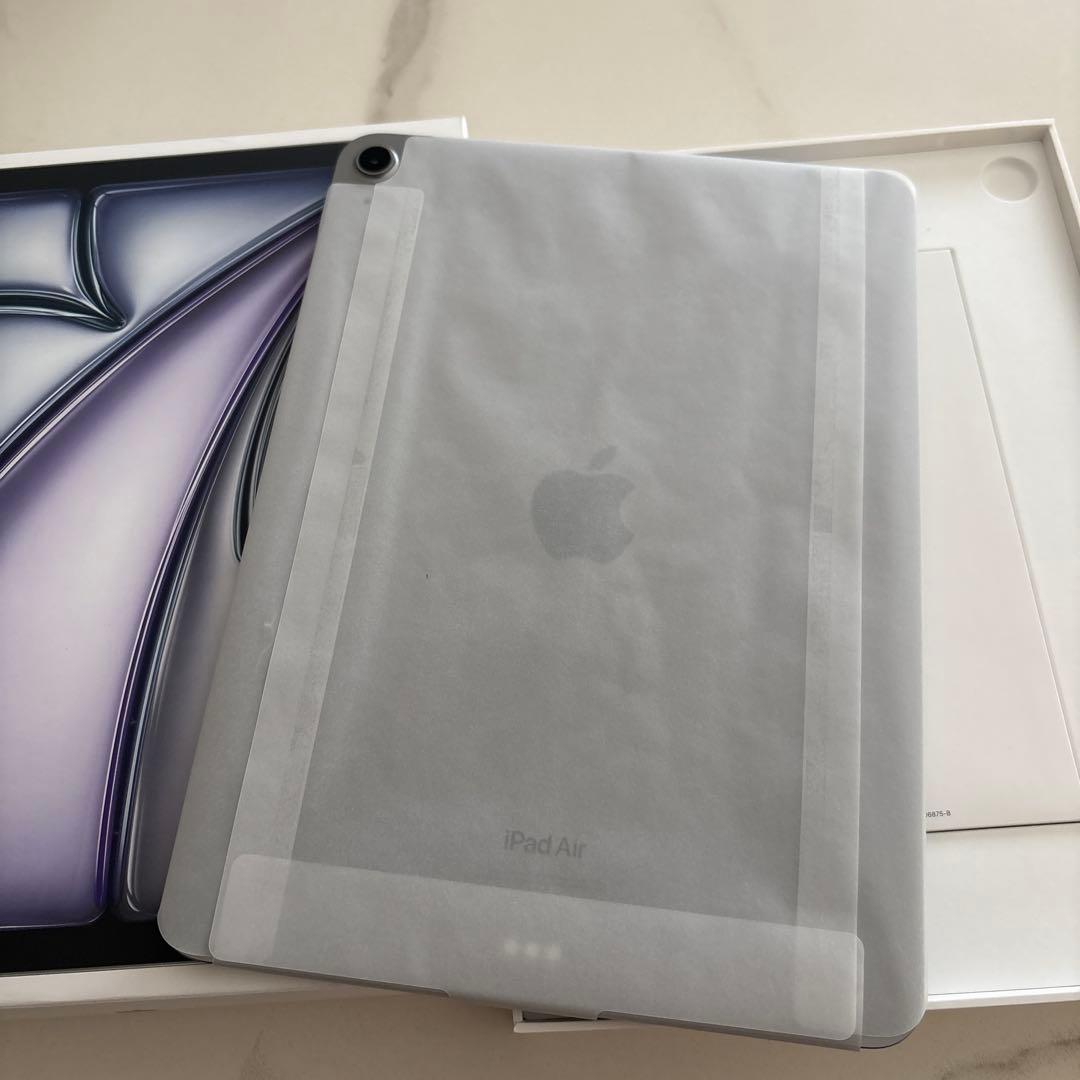 L*m様 Apple iPad Air M2 第6世代　512GB スペースグレ