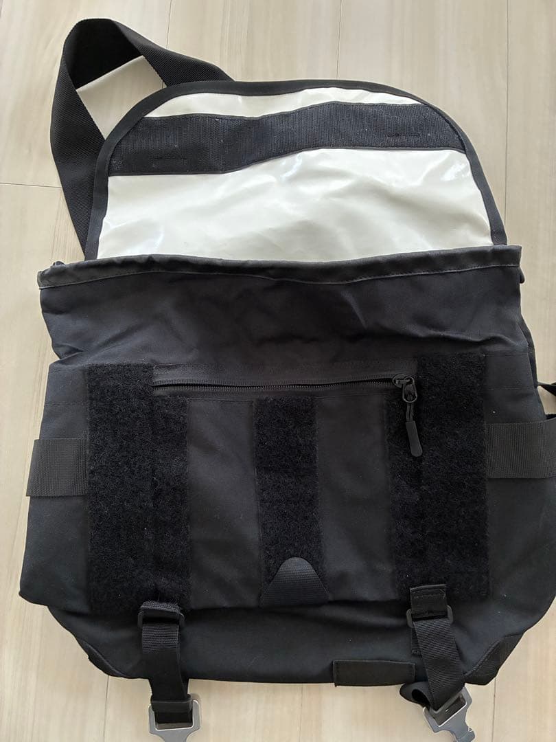 bagjack ブラック メッセンジャーバッグ