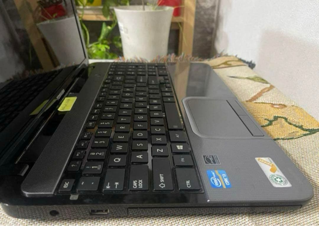 東芝パソコンノ-ト第3世代i3✨■Office■4GB Windows11