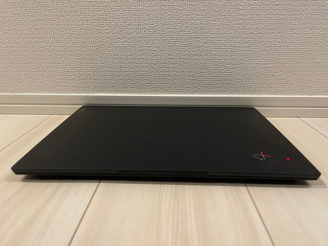 Lenovo X1 Carbon Gen10 i5 12世代 Office