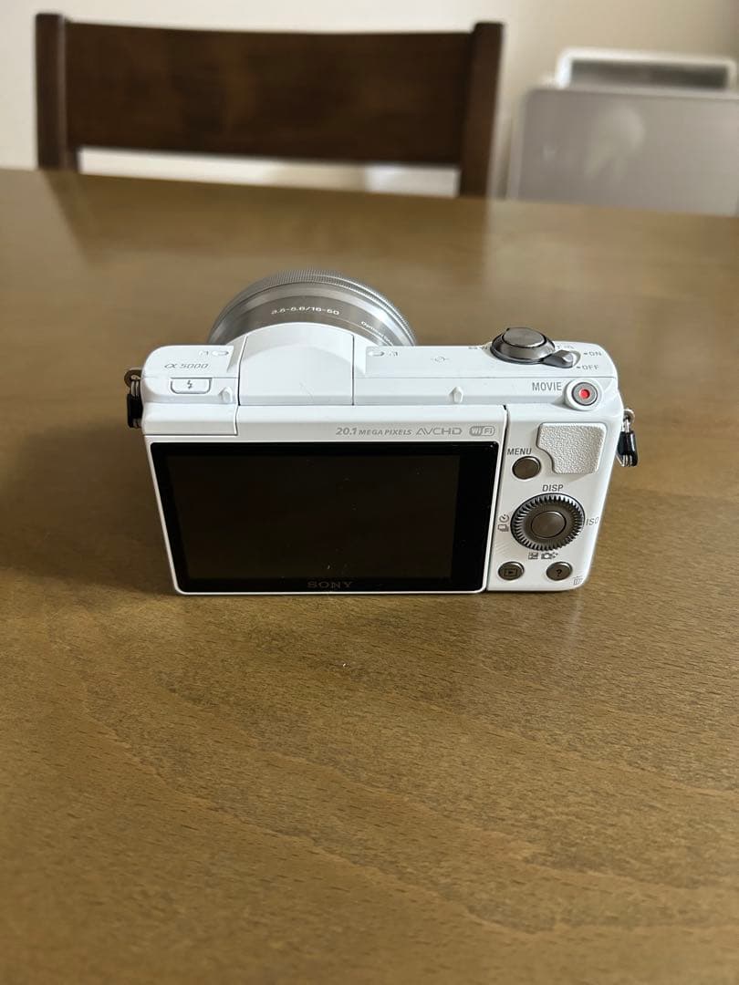 ナ*コ様 【美品】SONY a5000 パワーズームレンズキット ホワイト　本体
