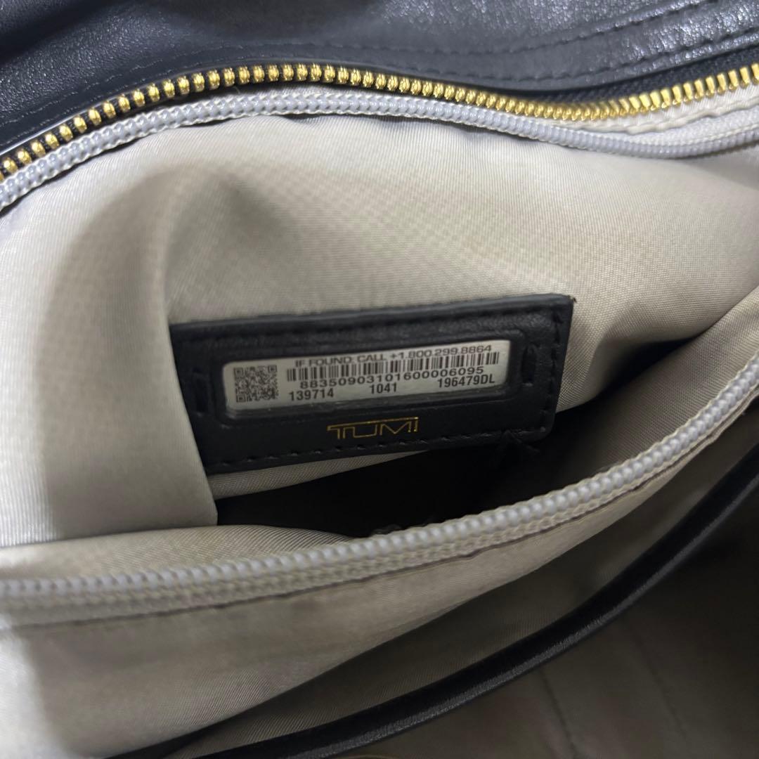 TUMI ニーナ ノースサウス トートバッグ レザー ブラック A4 ゴールド