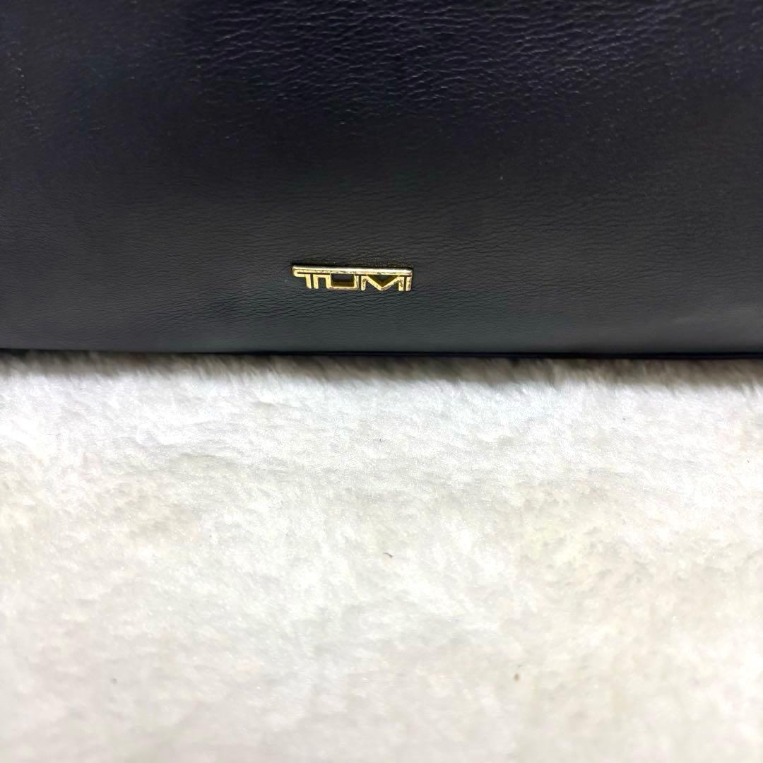 TUMI ニーナ ノースサウス トートバッグ レザー ブラック A4 ゴールド