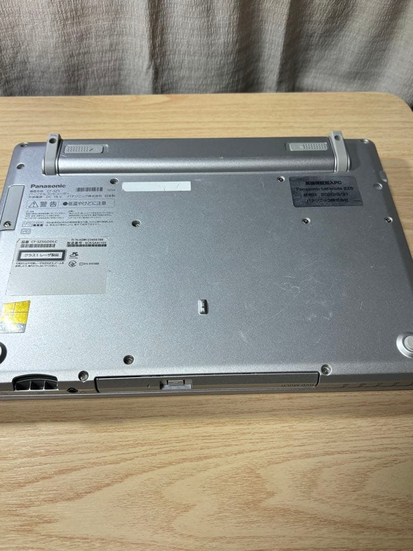 ♫ 動作品Win11 Panasonic Let's note CF-SZ5