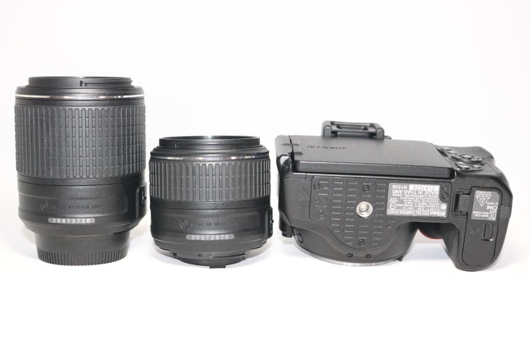 シリーズ最新！大人気⭐Nikon D5600 望遠レンズセット⭐初心者 一眼レフ