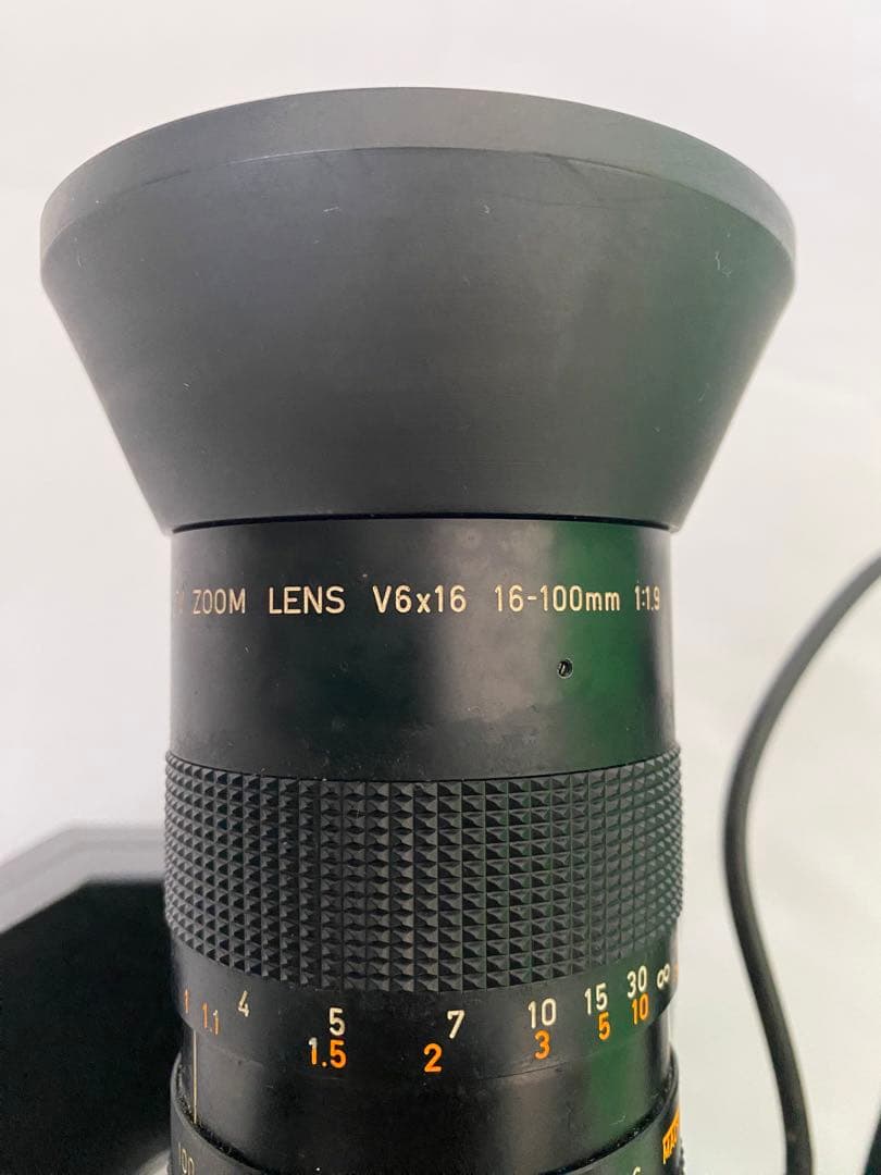 ビクターカラービデオカメラ　CV-G80