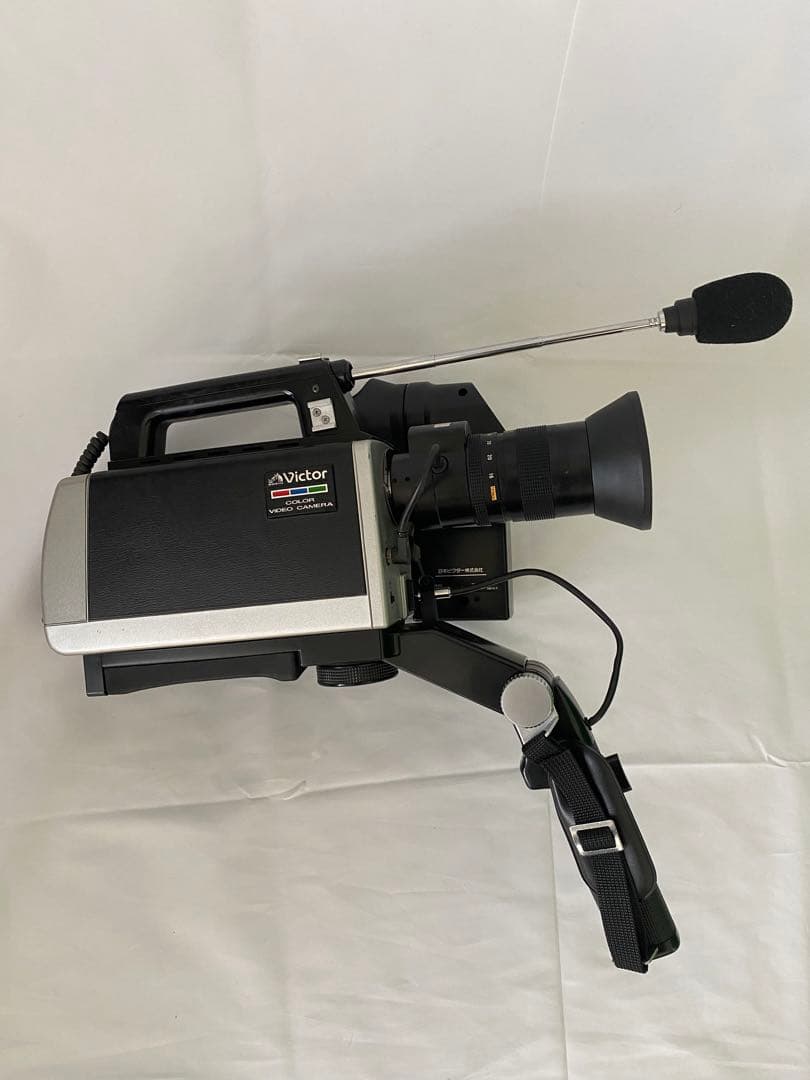 ビクターカラービデオカメラ　CV-G80