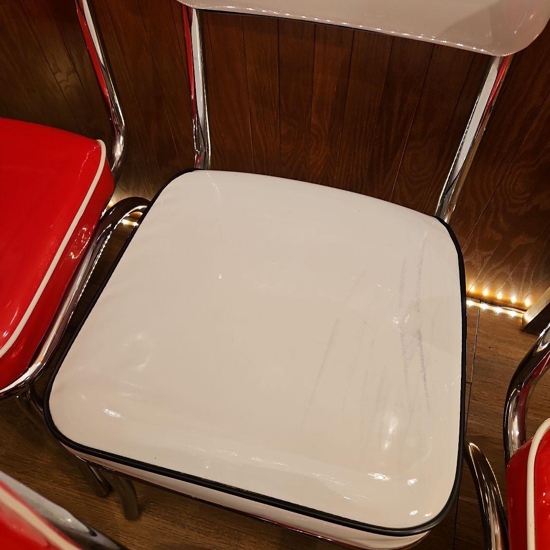 専用 アメリカンダイナー ヴィンテージ調 チェア 赤1 白 1。 ２脚セット