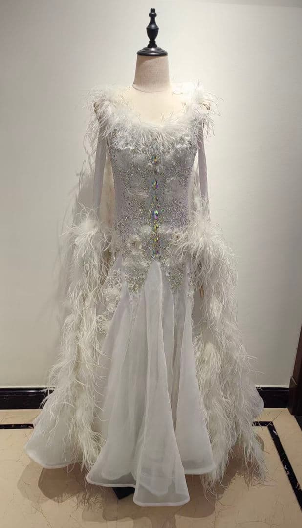 ★美品 お得　社交ダンスドレス スタンダードドレス オーストリッチ羽根 M