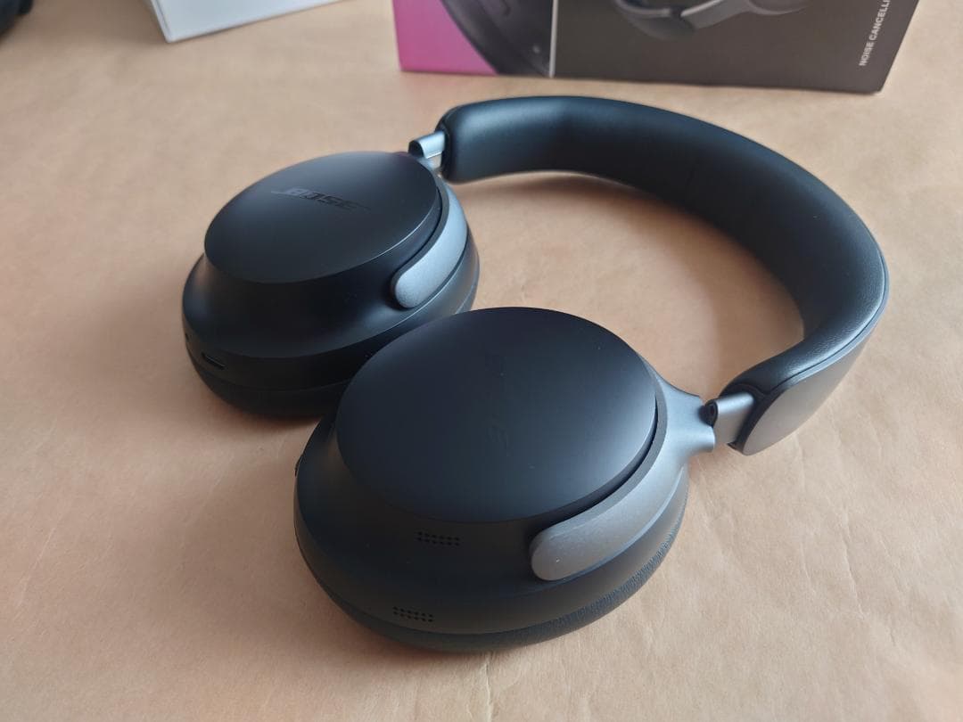 (美品) Bose QuietComfort Ultra ワイヤレスヘッドホン