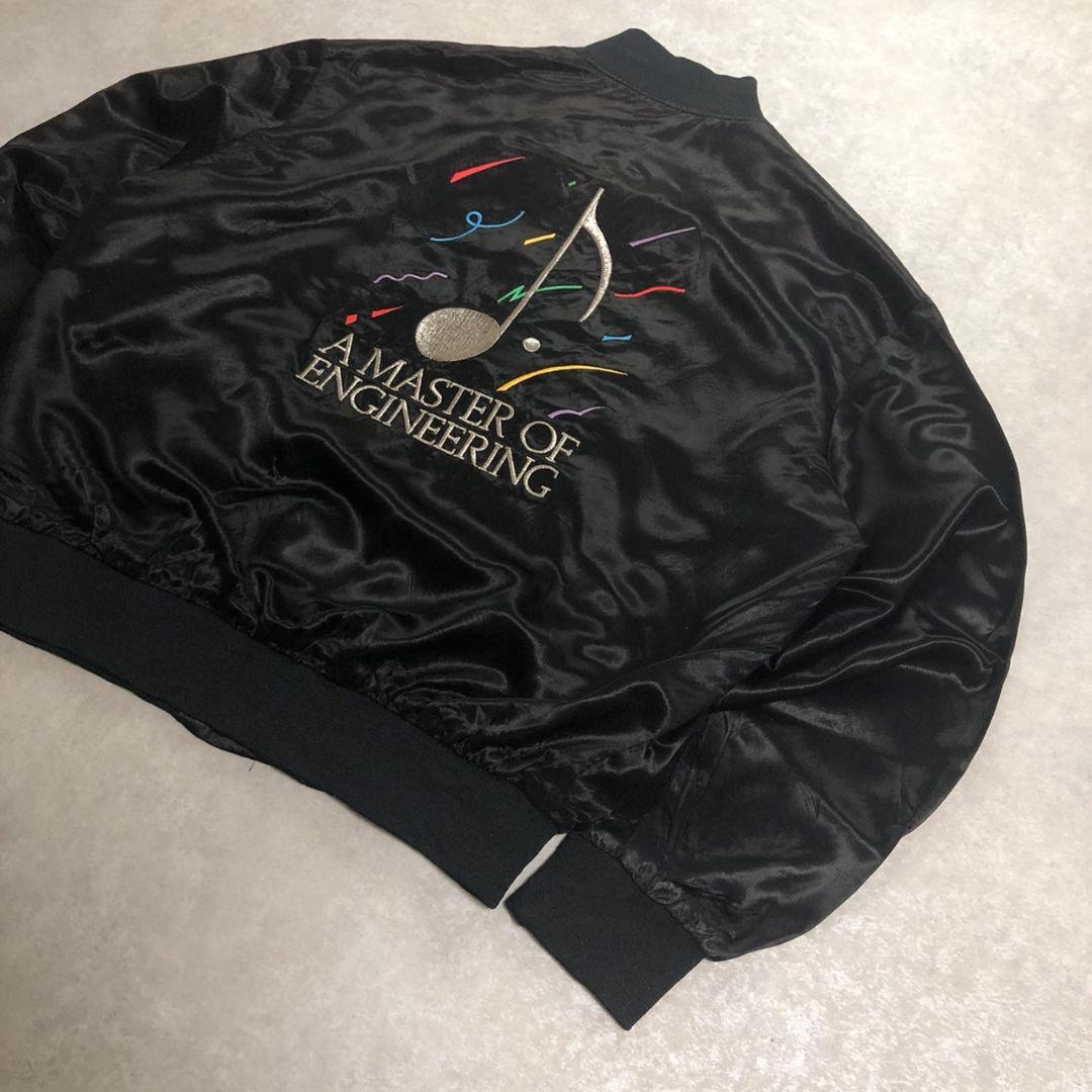 80-90sヴィンテージUSA製サテンスタジャンスカジャン刺繍　短丈ショート丈