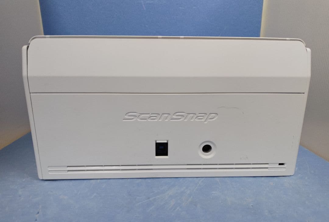 たまった書類を一気にスキャン 富士通 ScanSnap iX1500（白）