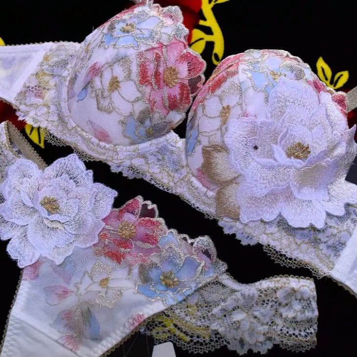 新品・タグ付き☆ワコール☆サルート☆０３G・日本の花嫁☆ＩＶ☆Ｅ６５＆ソングＭ