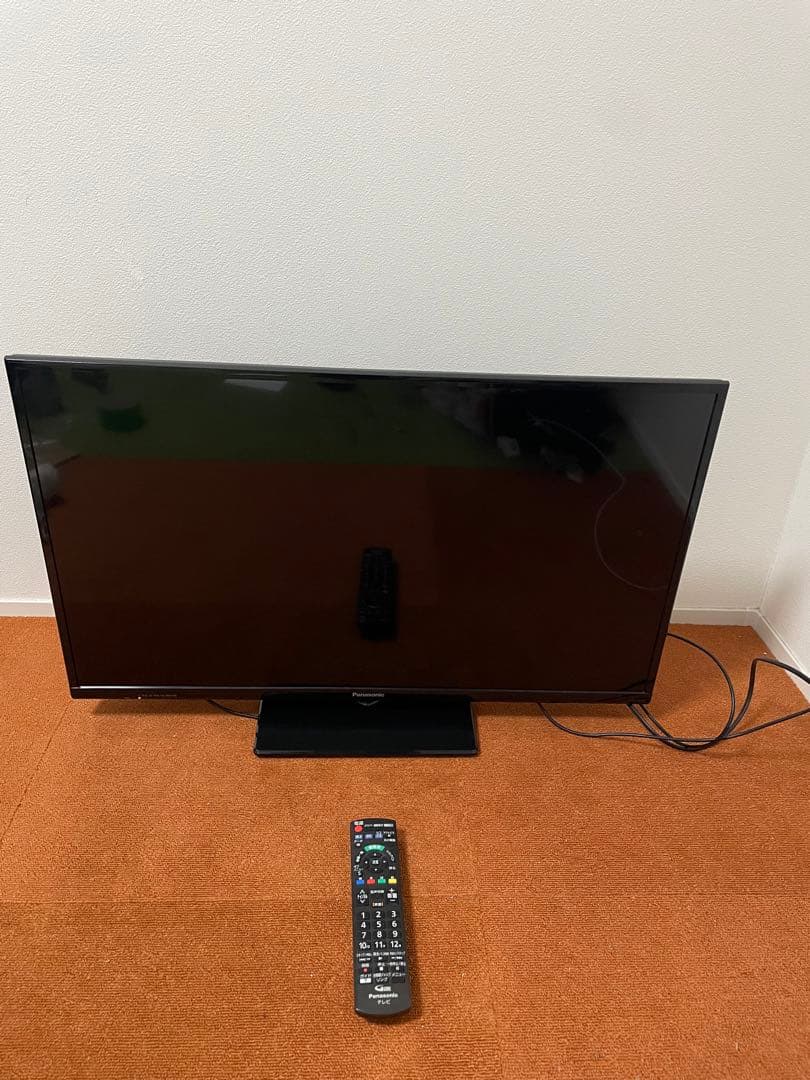 パナソニック　液晶テレビ 32V型　地上/BS/110度CSデジタルハイビジョン