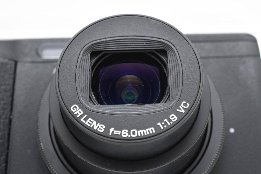 リコー　RICOH GR DIGITAL IV ≪ショット数4200回≫