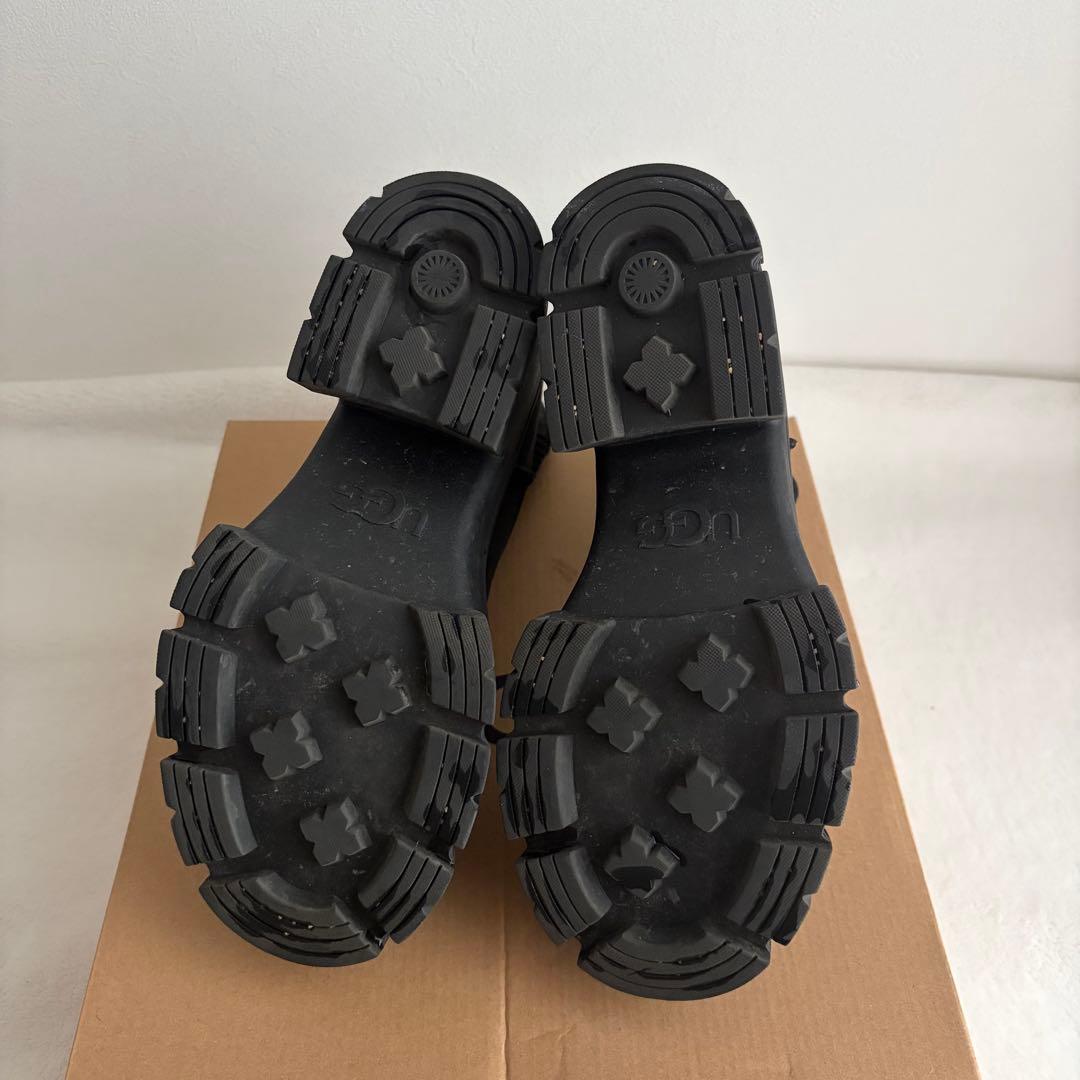 UGG【ブルックリンチェルシー】23.5㌢ ブラック US6