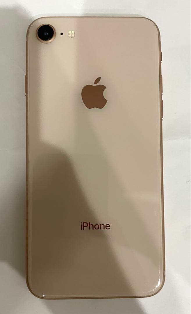 Apple iPhone 8 ゴールド 本体　64GB SIMロック解除済み