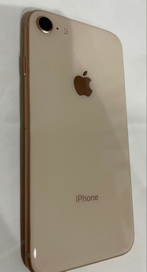 Apple iPhone 8 ゴールド 本体　64GB SIMロック解除済み