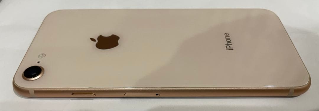 Apple iPhone 8 ゴールド 本体　64GB SIMロック解除済み