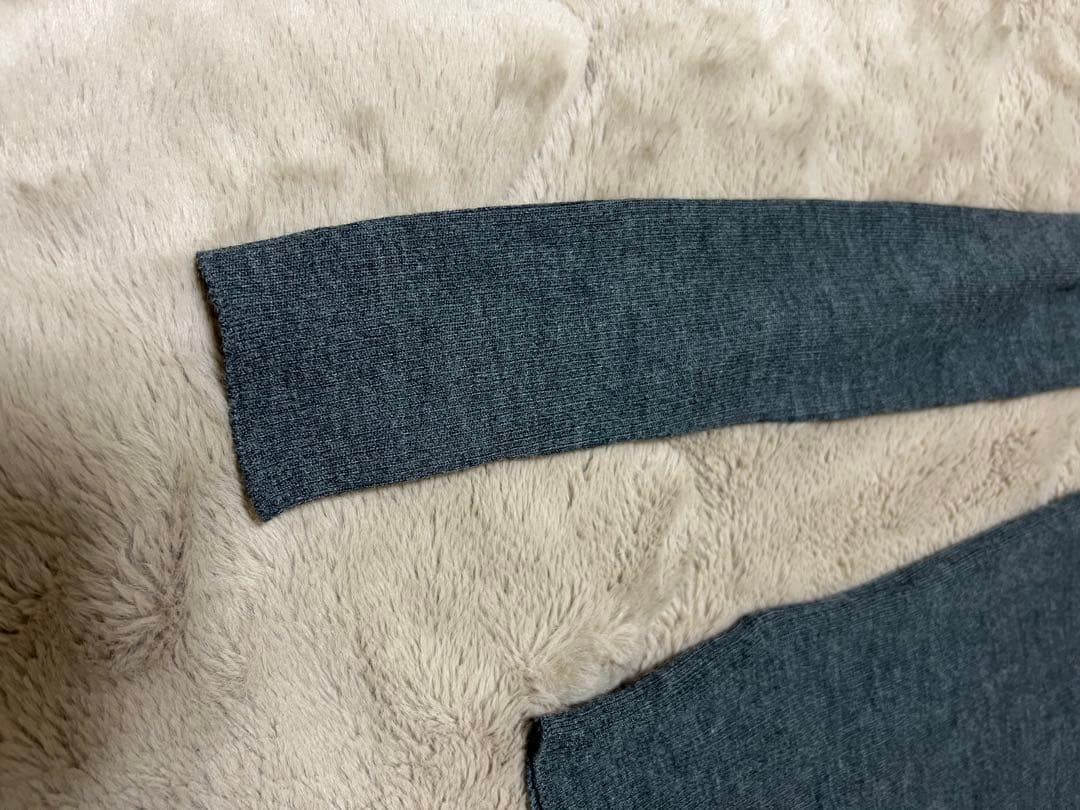 PRADA ロゴ セーター ニット サナ着用