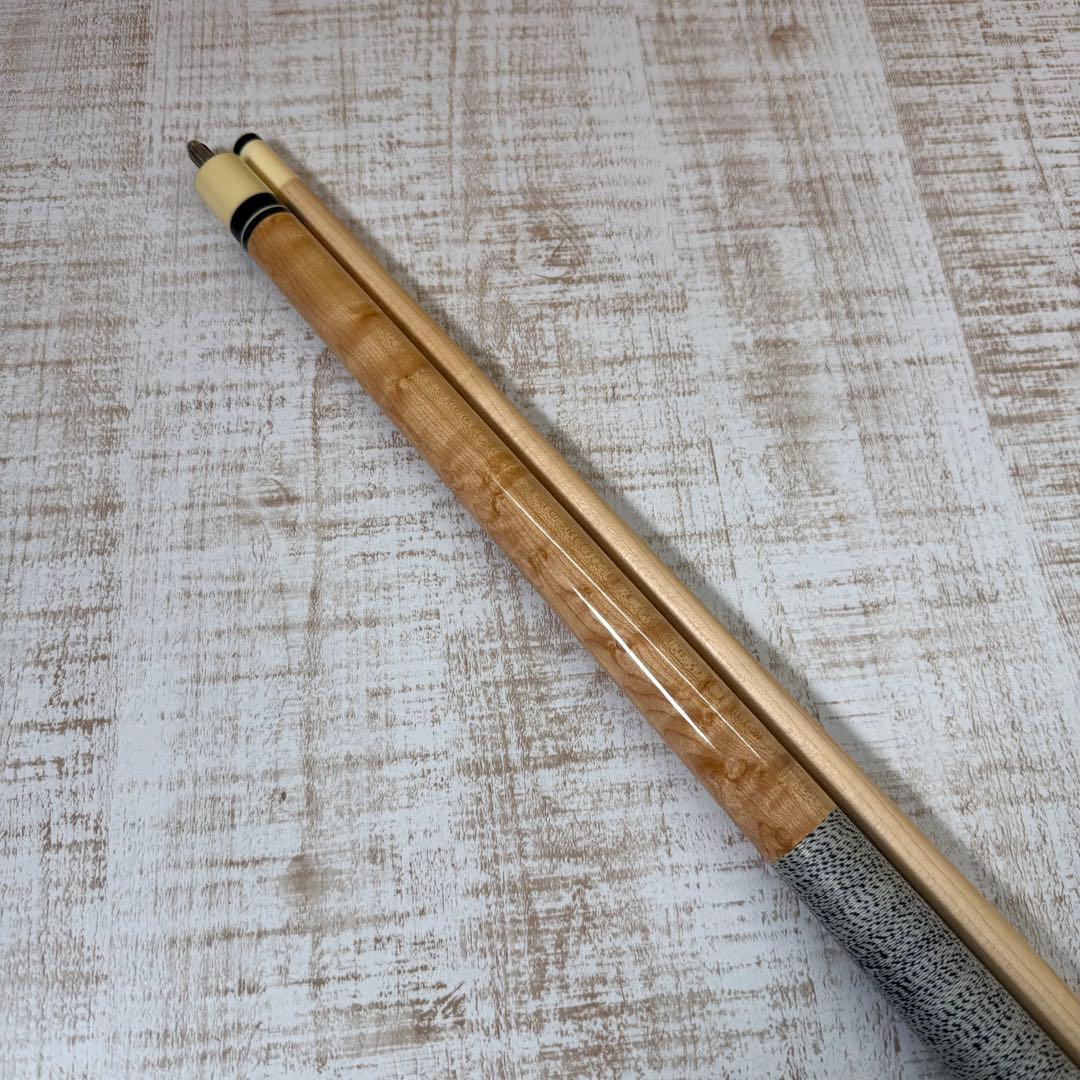 美品　ADAM アダム ビリヤードキュー　シャフト　ケース付き
