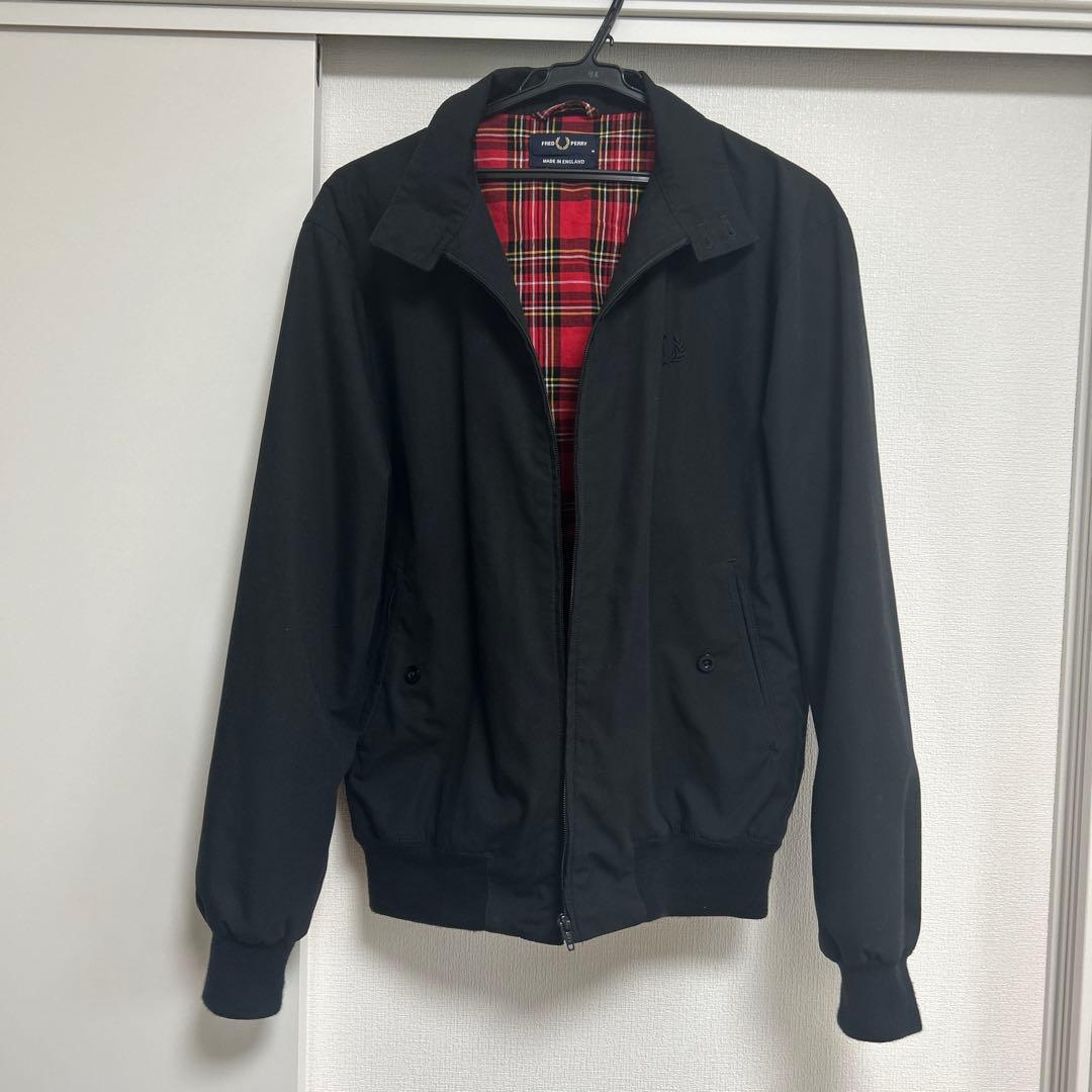 FRED PERRY ブラック ブルゾン　ジャケット