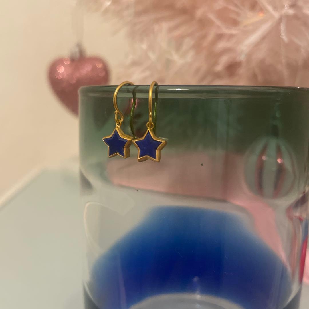 マリーエレーヌドゥタイヤック　星型ピアス　ラピスラズリ