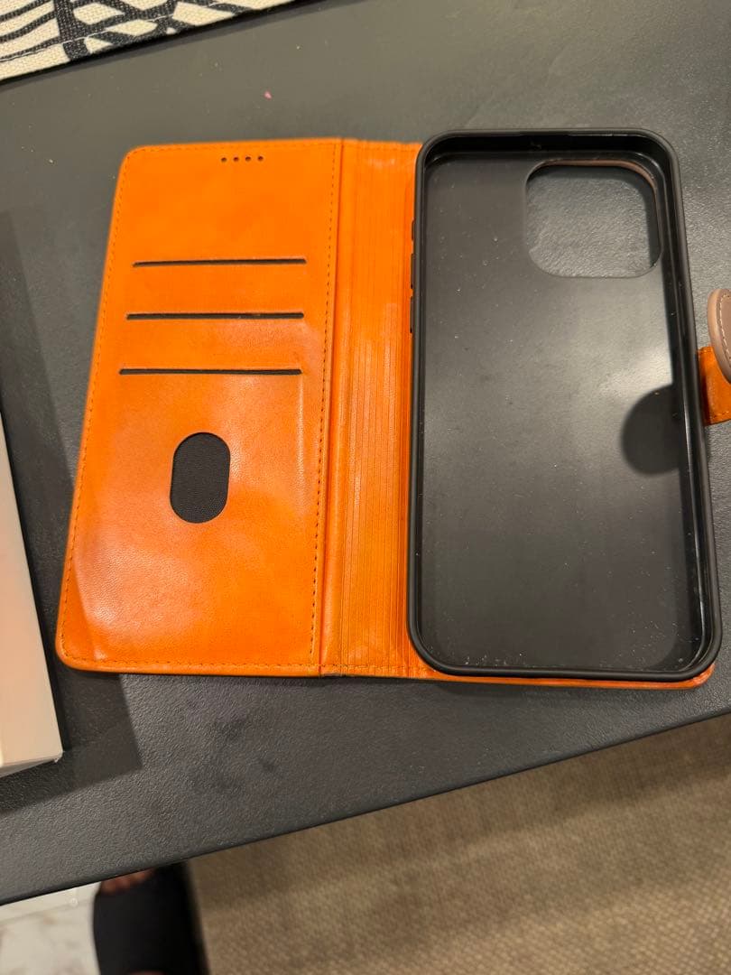 iPhone 15 Pro maxブラックチタニウム【香港版SIMフリー】