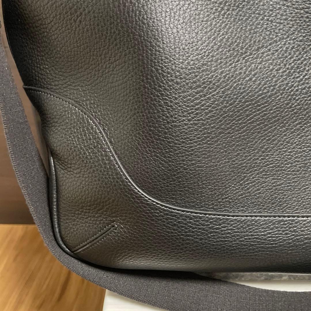 未使用級　PELLE MORBIDAメイデンヴォヤージュ　高級シュリンクレザー